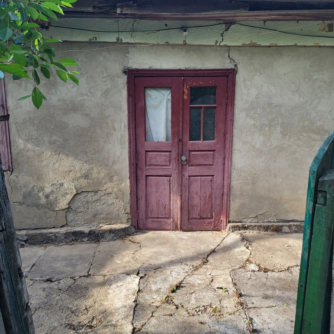 Продам домік врімянку в центрі міста.