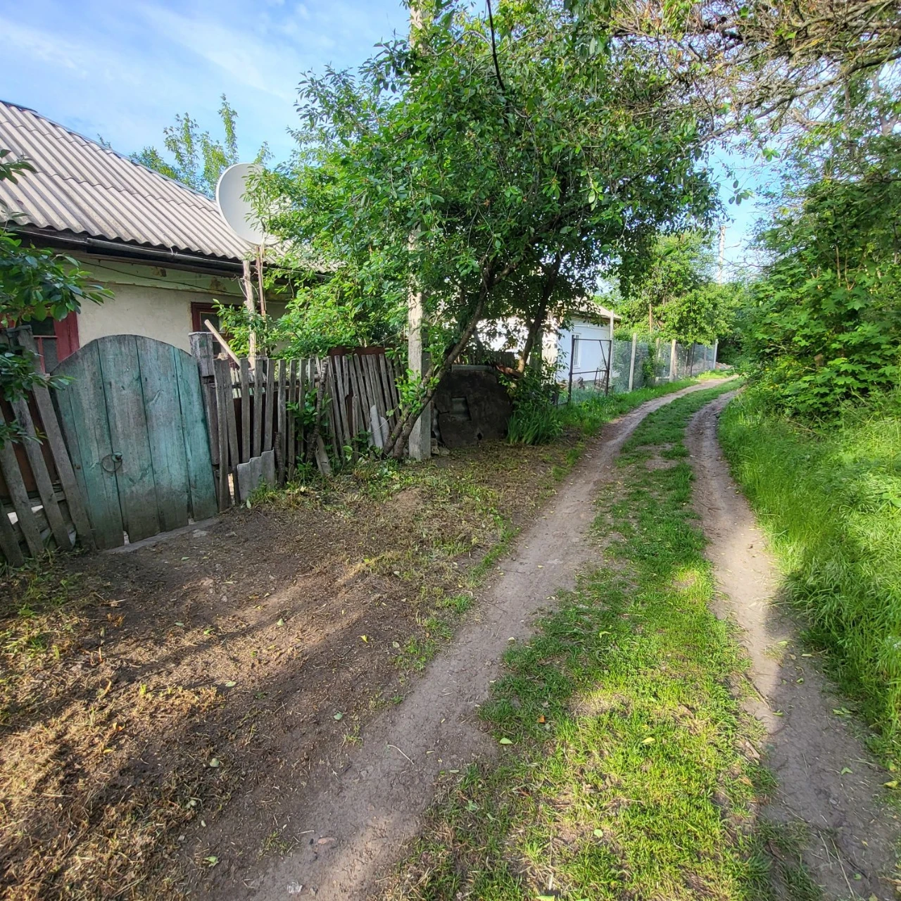 Продам домік врімянку в центрі міста.