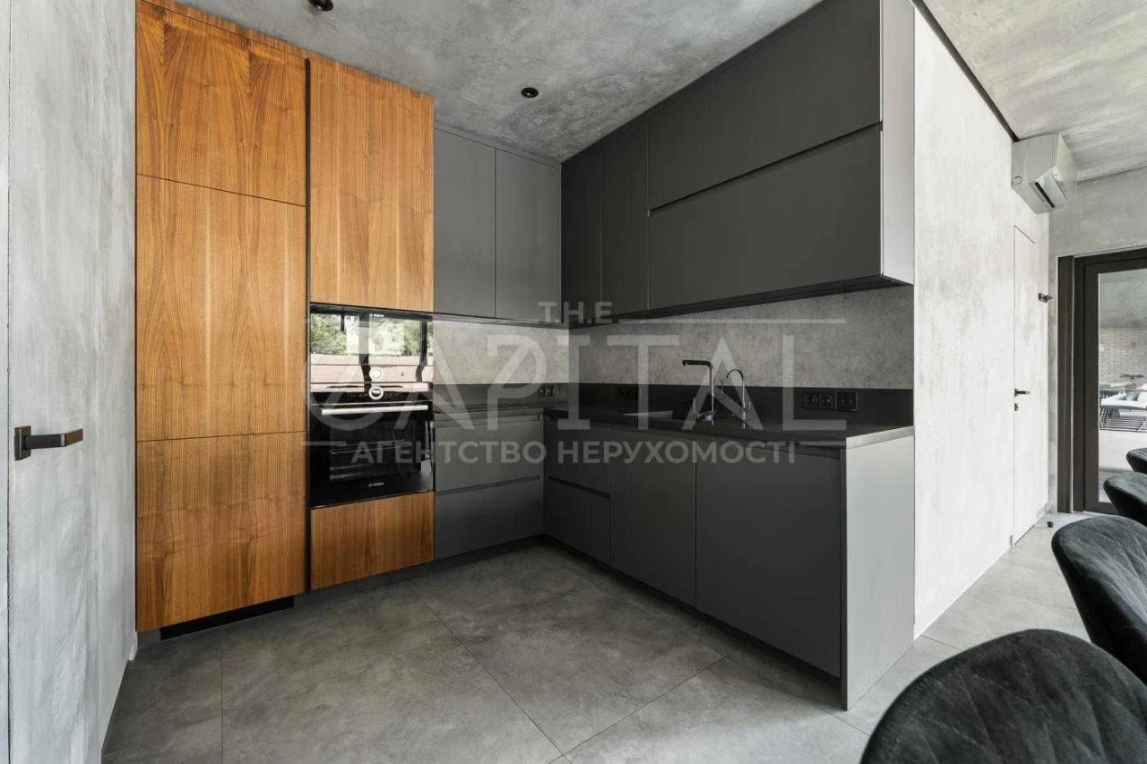 Продаж будинку в с Березівка 280м2