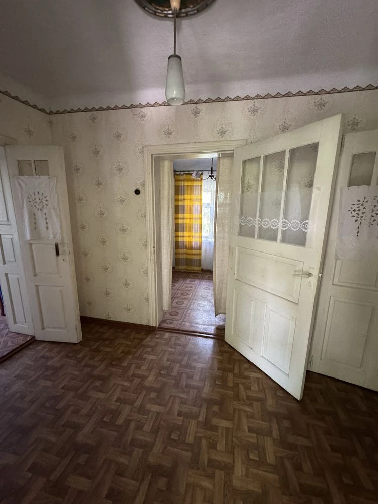Продам отдельно стоящий дом в с.Салганы по ул. Кутузова (нач