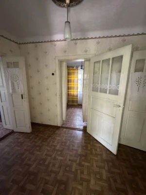 Продам отдельно стоящий дом в с.Салганы по ул. Кутузова (нач
