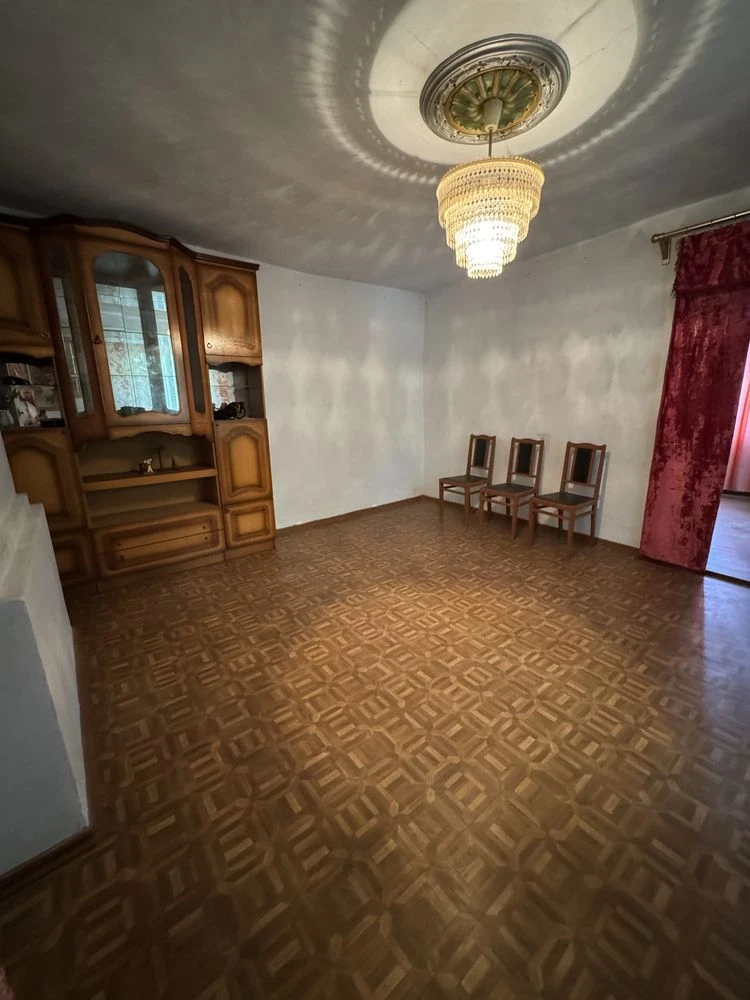 Продам отдельно стоящий дом в с.Салганы по ул. Кутузова (нач