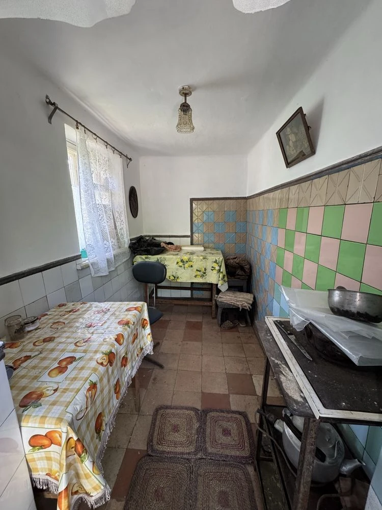 Продам отдельно стоящий дом в с.Салганы по ул. Кутузова (нач