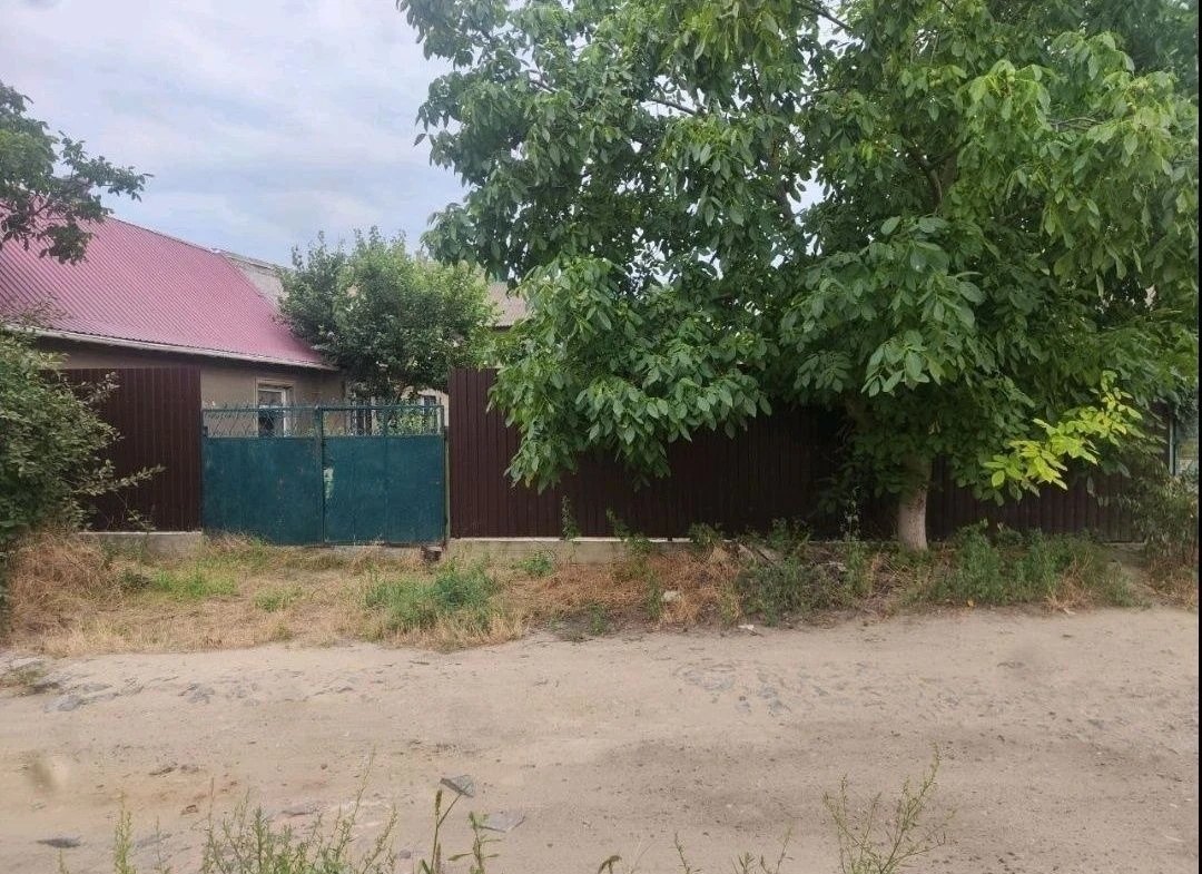 Будинок нежилий на ділянці 3 с