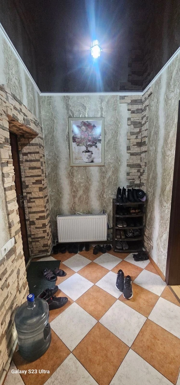Продается отдельная часть дома!