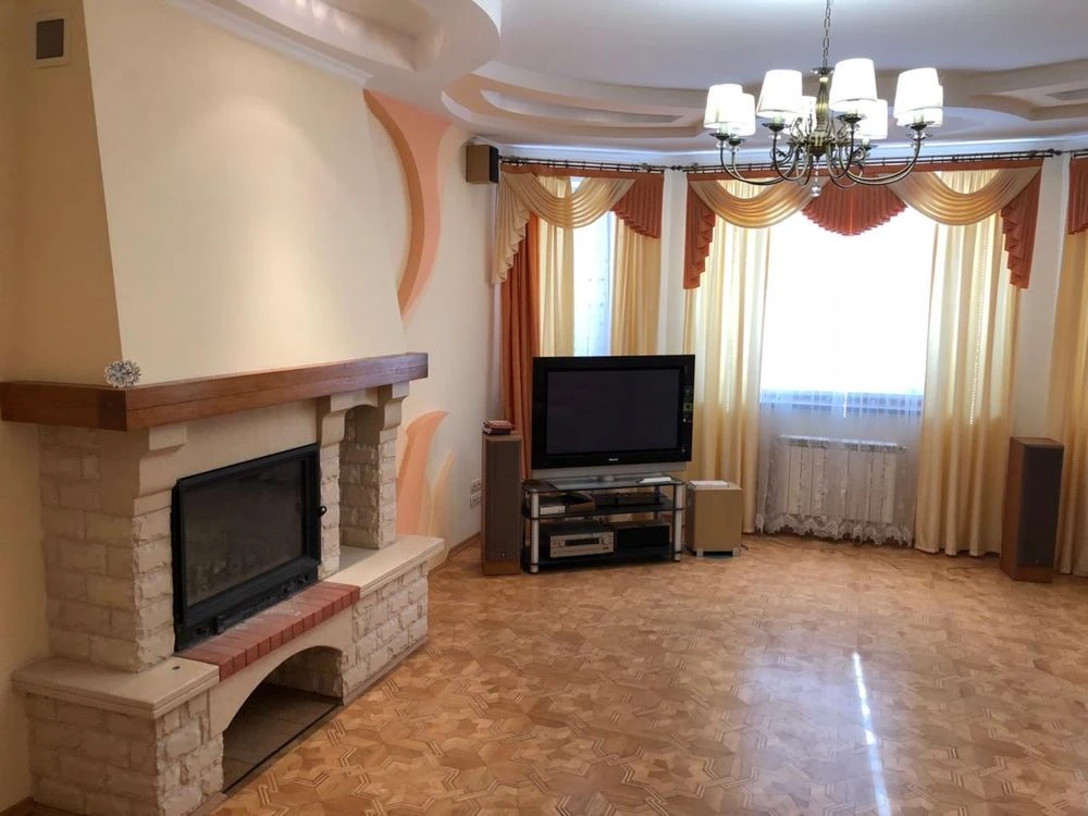 Продаж будинку 3 поверхи Білгород-Дністровськ