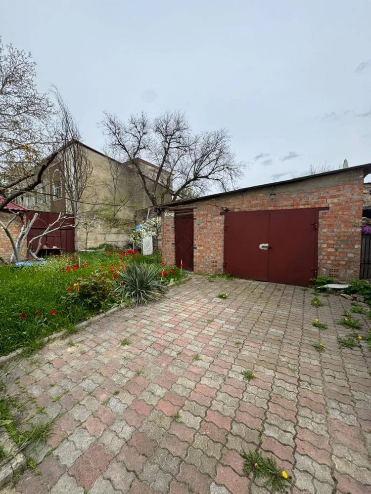 Продам румынский дом в центре  улица Измаильская