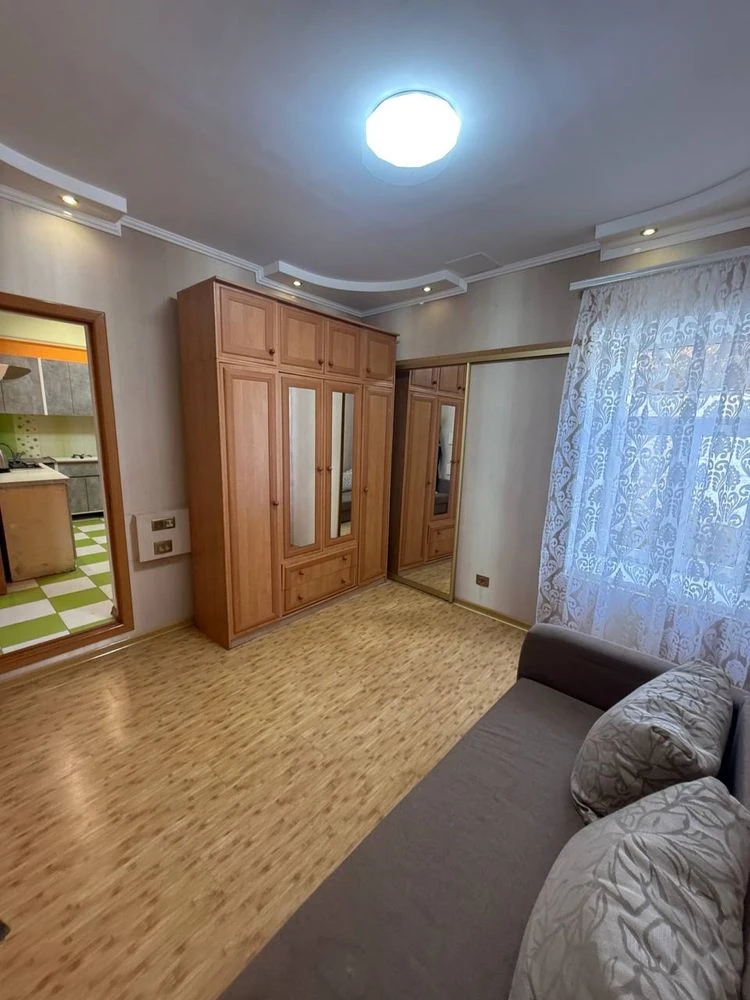 Срочно продам часть дома в центре города