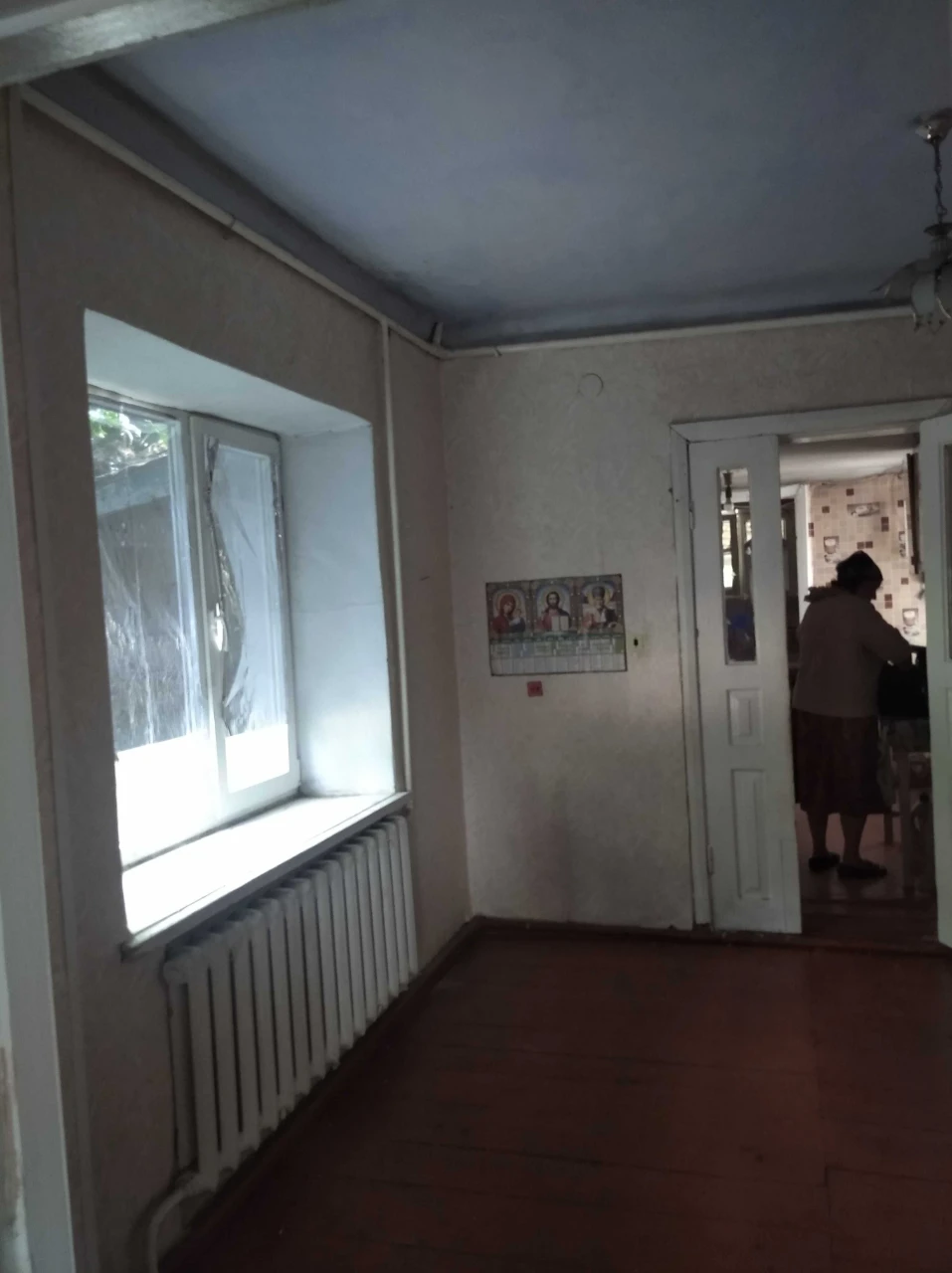 Продам часть дома с землей под застройку. Парк Мира