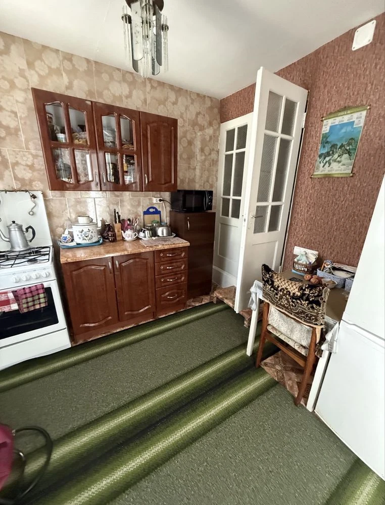 Продам пол дома в районе крепости