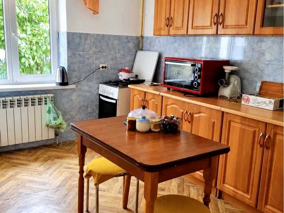 Будинок. Біляївка, Миру