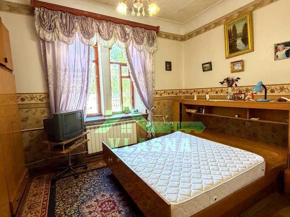 Будинок. Біляївка, Проспект незалежності