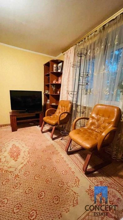 Продам просторную 3-к квартиру Титова Независимости Зеленый Г