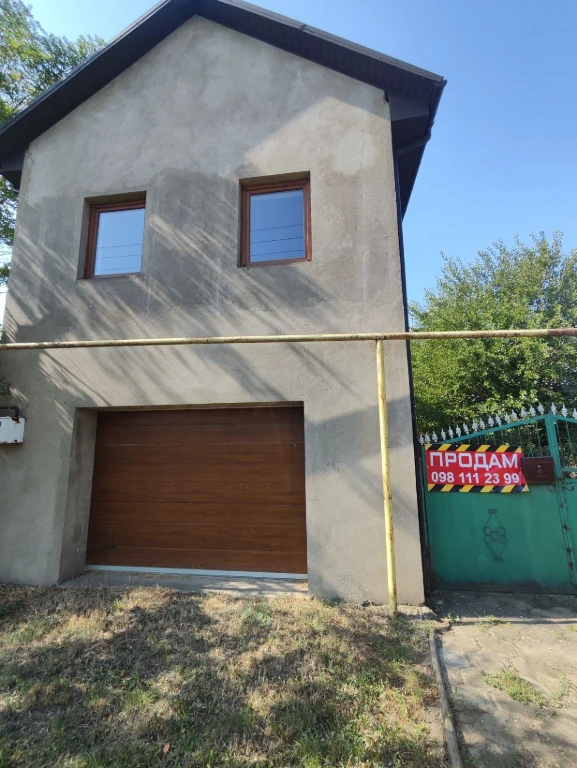 Продам 2 дома на одном участке