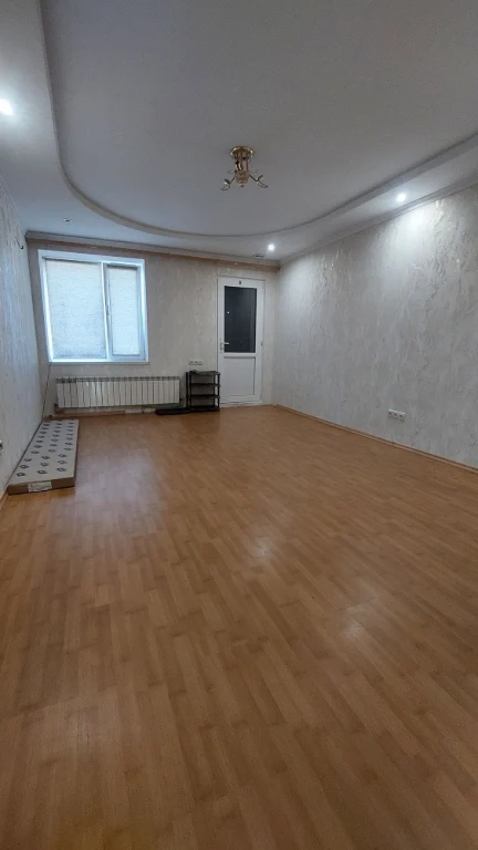 Продається частина будинку жековського типу в центрі міста