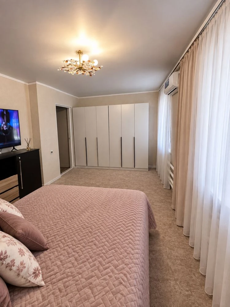 Продам часть ДОМА с ремонтом, АГВ, 2 комн., ул.Щорса, 34000