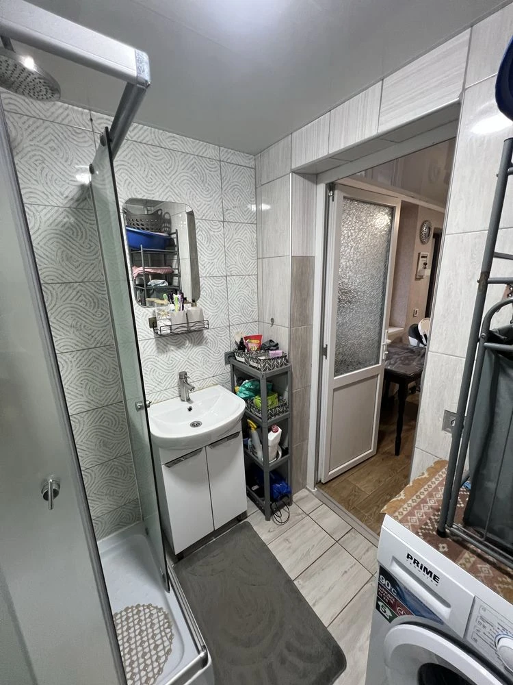 Продам часть ДОМА с ремонтом, АГВ, 2 комн., ул.Щорса, 34000