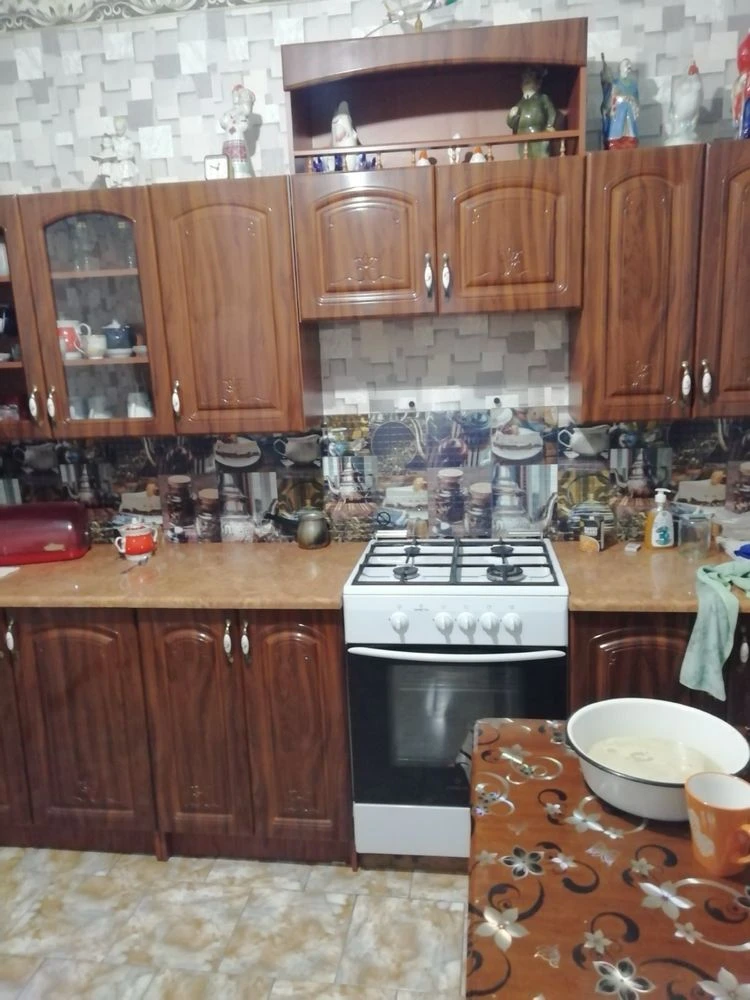 Продаются полдома