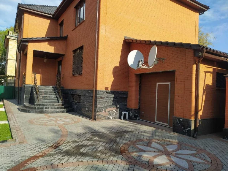Продаж будинку зі своєю свердловиною в Ізмаїлі