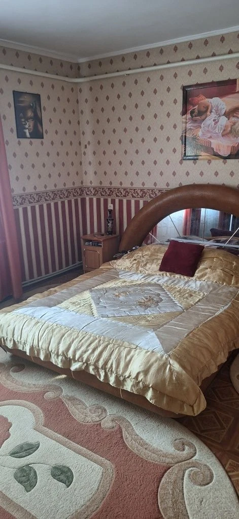 Продам житловий будинок на Телеграфній