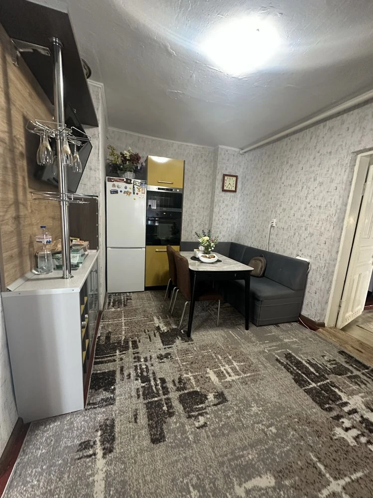 Продам 2 дома по цене 1