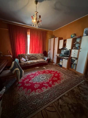 Продам крептий будинок