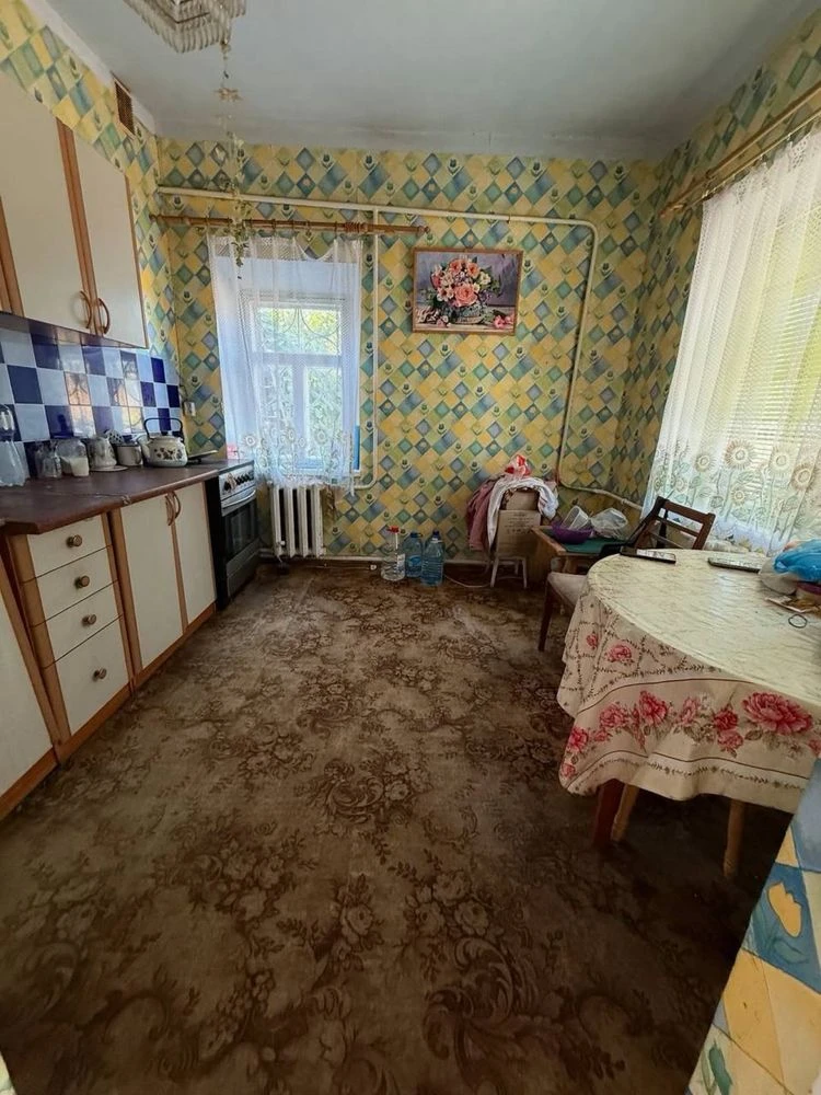 Продам крептий будинок