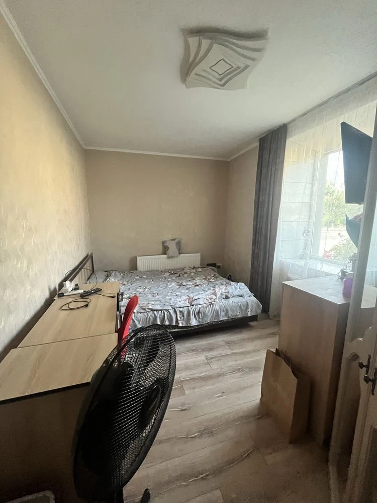Продается хозяйский дом на асфальте
