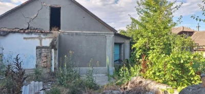 Продам часть дома под ремонт