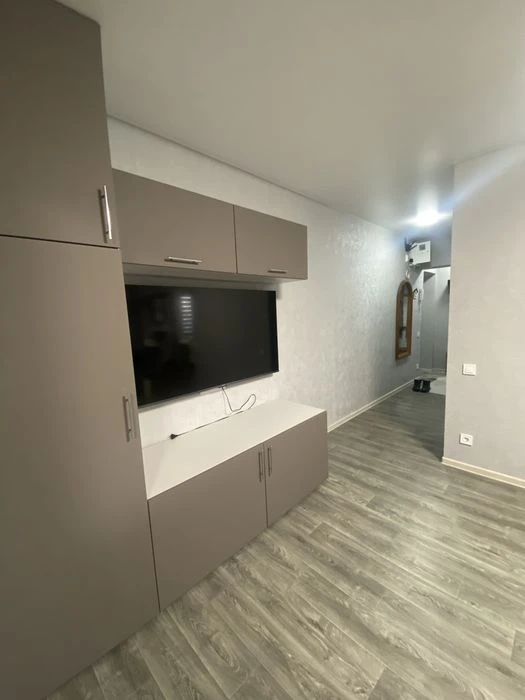 Продам 2к.квартиру с Новым ремонтом пр.Поля