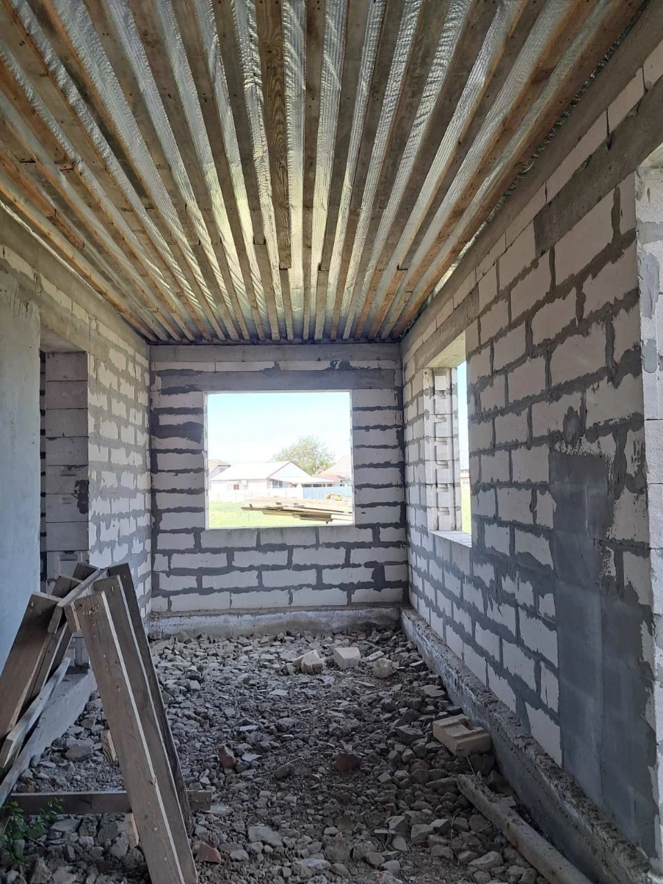 Продам дом в селе Сафьяны возле трасы Измаил-Одесса