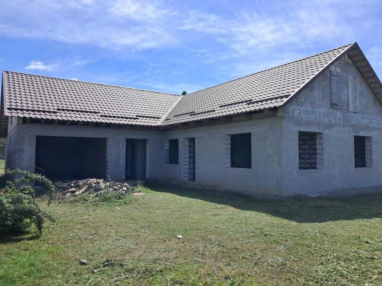 Продам дом в селе Сафьяны возле трасы Измаил-Одесса