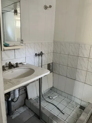 Продается часть дома под ремонт