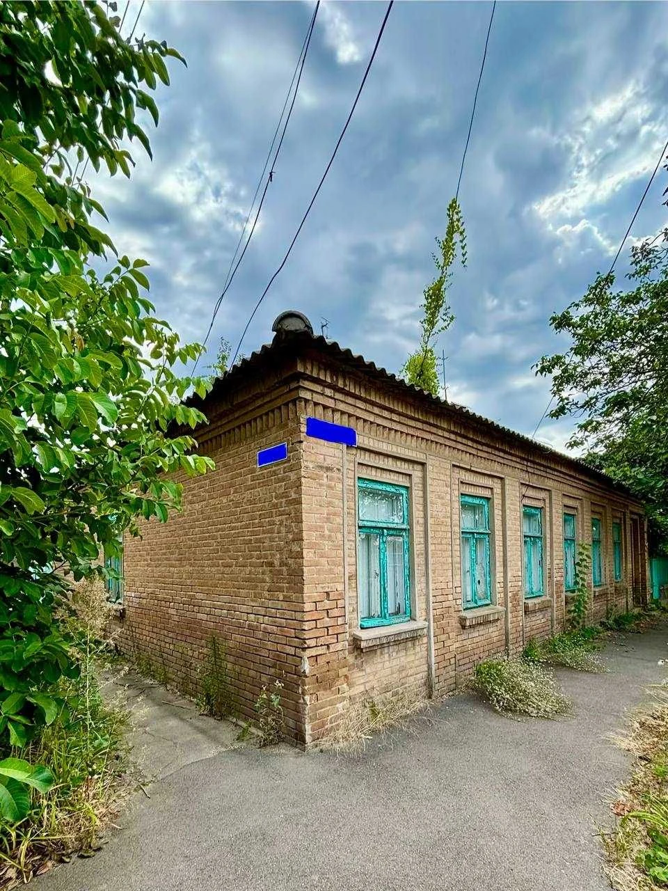Продаж будинку районі старого міста. 48 000$ Торг
