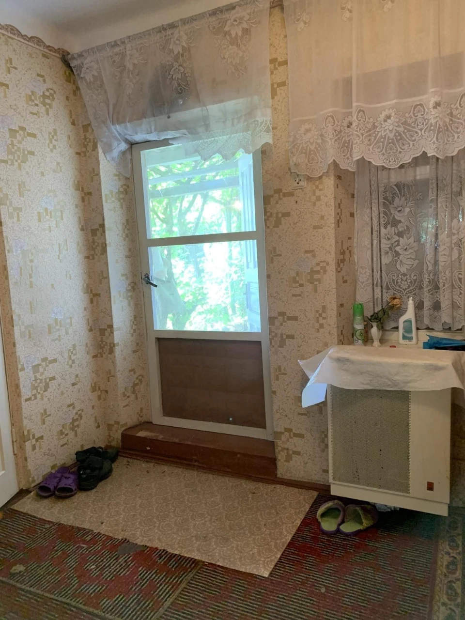 Продаётся пол дома р-н 14 школы По ул.Нижне садовая