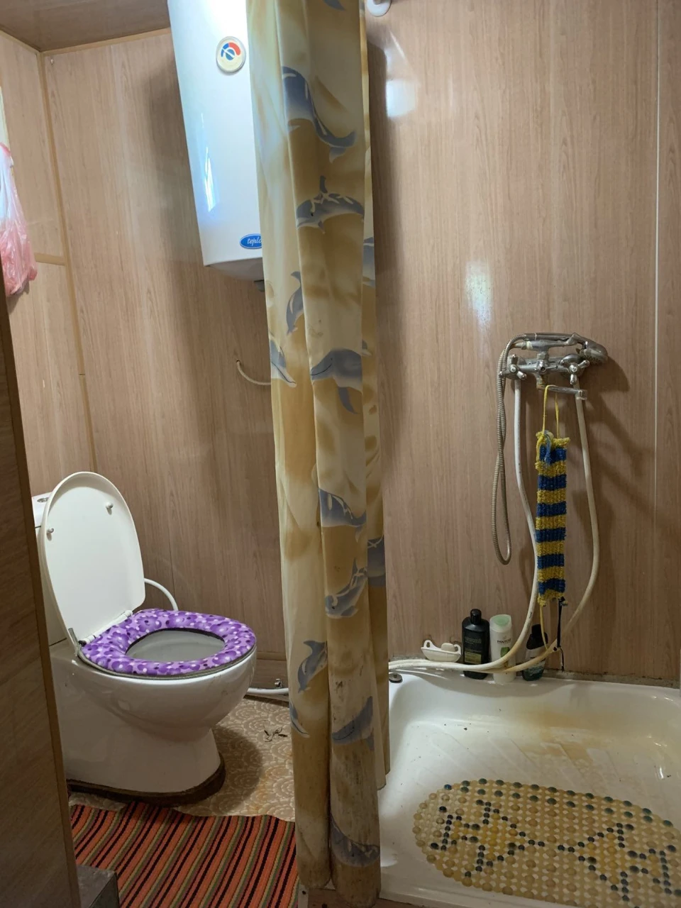 Продаётся пол дома р-н 14 школы По ул.Нижне садовая