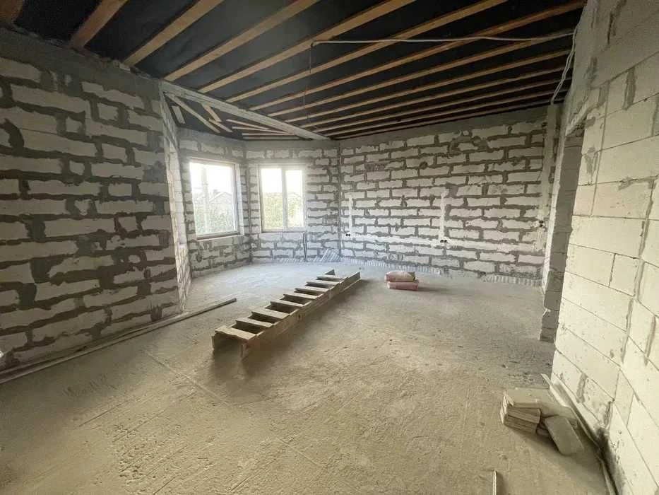 (13) Продам новий будинок. Чорноморськ