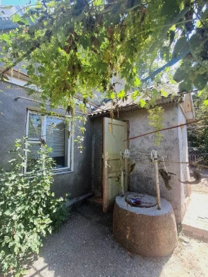 Продам дом  60м²   в центре  (рядом с Черноморском)