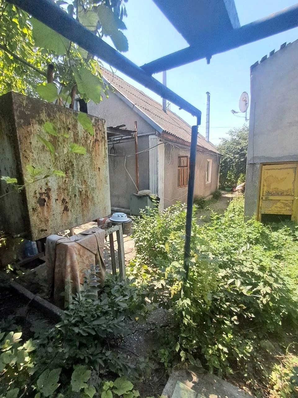 Продам дом  60м²   в центре  (рядом с Черноморском)
