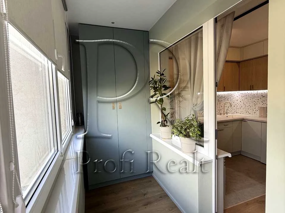 Apartment. Kyiv, Vasyl Poryk Avenue.