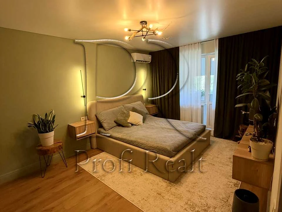 Apartment. Kyiv, Vasyl Poryk Avenue.