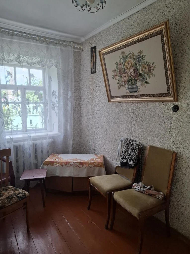 Дом, город в пешей доступности.
