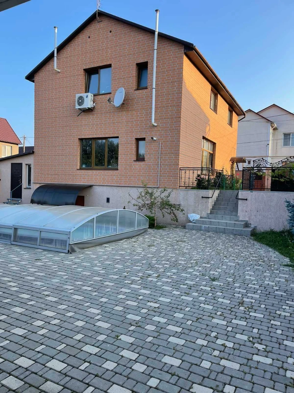 Продаж будинку в передмісті Одеси