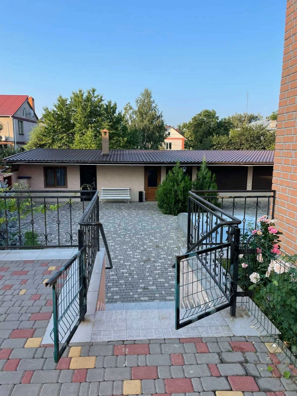 Продаж будинку в передмісті Одеси