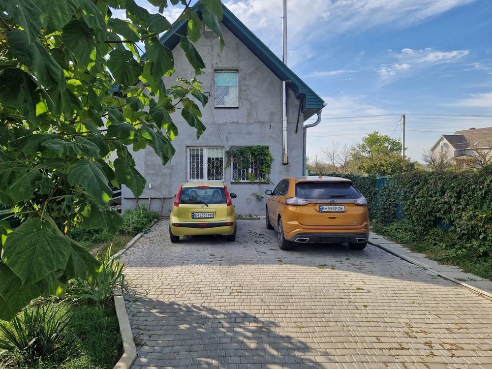 Будинок доя цілорічного проживання 4 спальні, 4 сотки в 10хв