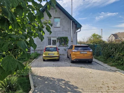 Будинок доя цілорічного проживання 4 спальні, 4 сотки в 10хв