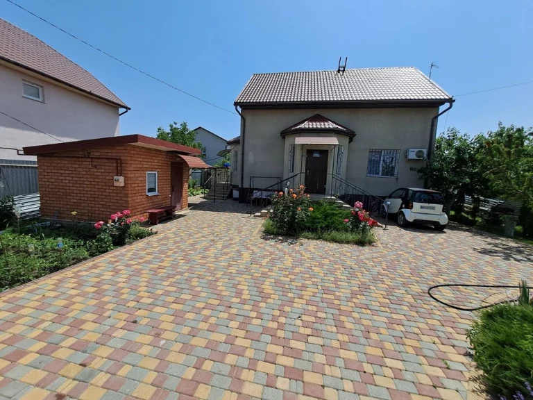 Капітальний будинок у моря, Ветеран, Вишневий сад, газове оп