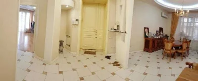 (4) 4 комнатная квартира на Екатерининской пл.