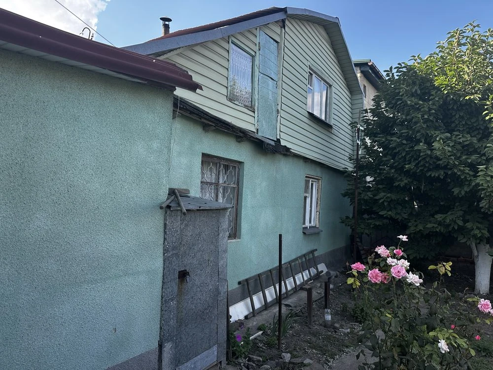 Продам домик в Черноморске