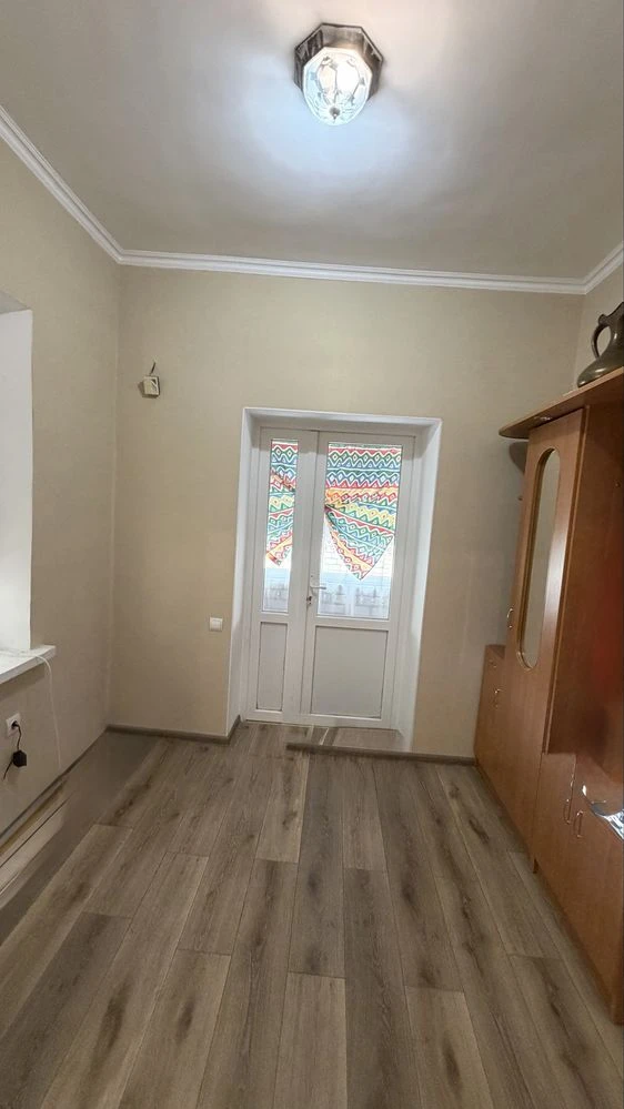 Будинок Молодіжне 105000$